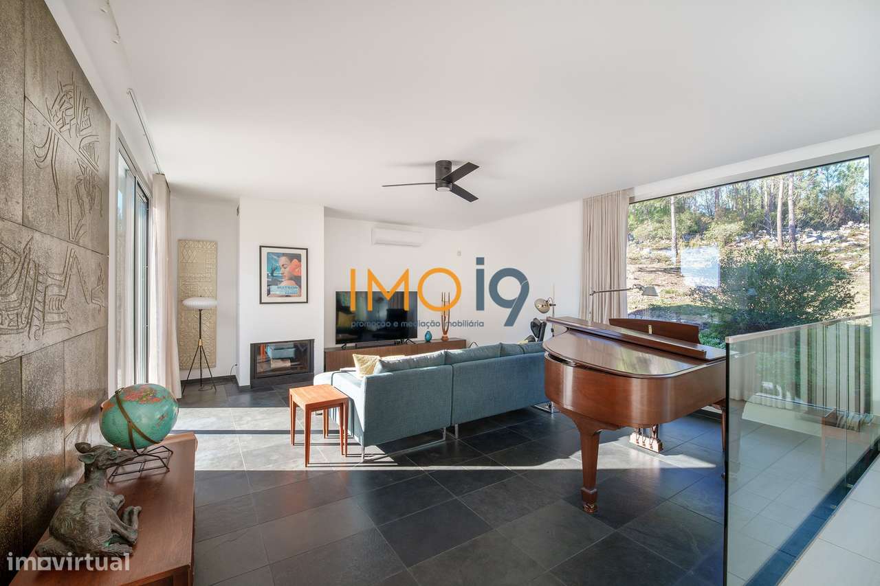 Moradia T4 Luxo - São Mamede-11