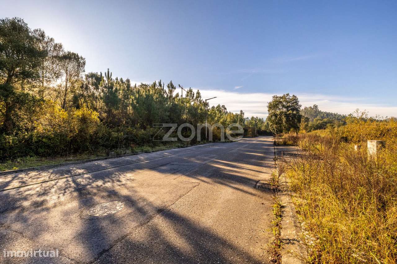 Lote com Projecto Aprovado | 6 Fogos | Urb. Mirante Valbom, Pombal - Grande imagem: 3/32