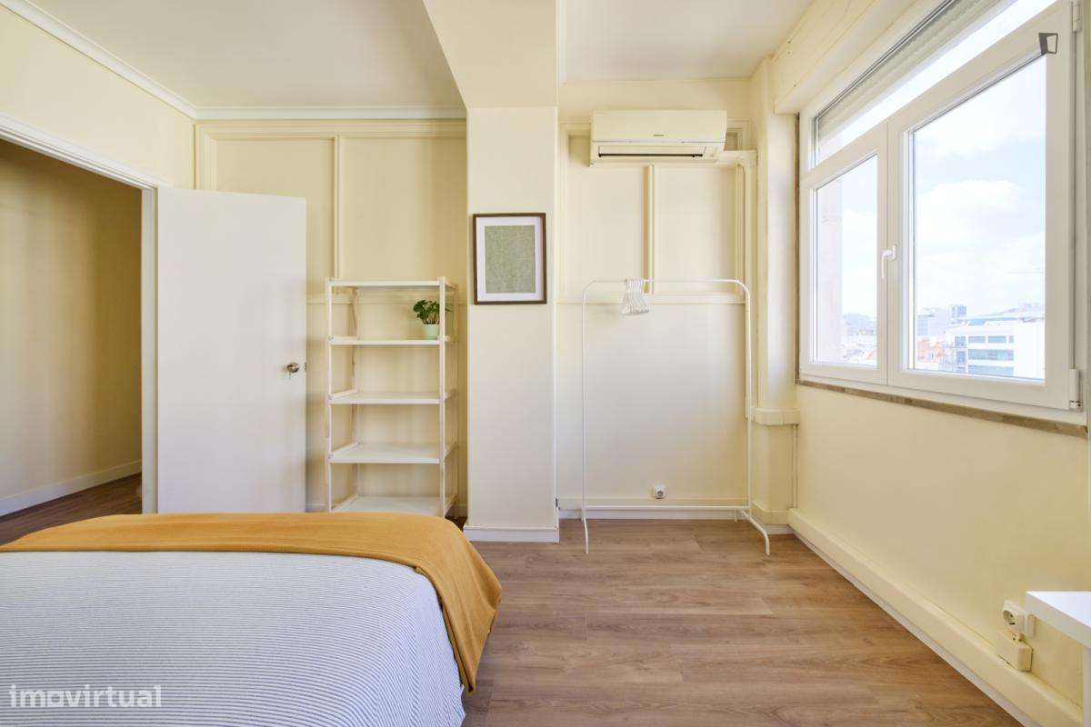 Quarto - localizado em Picoas Lisbon - Grande imagem: 4/15