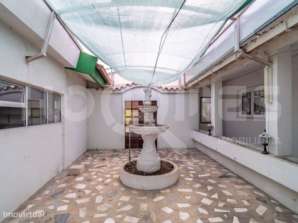 Moradia | Qualidade de Construção | Anexos | Jardim | Garagem | Charme-53