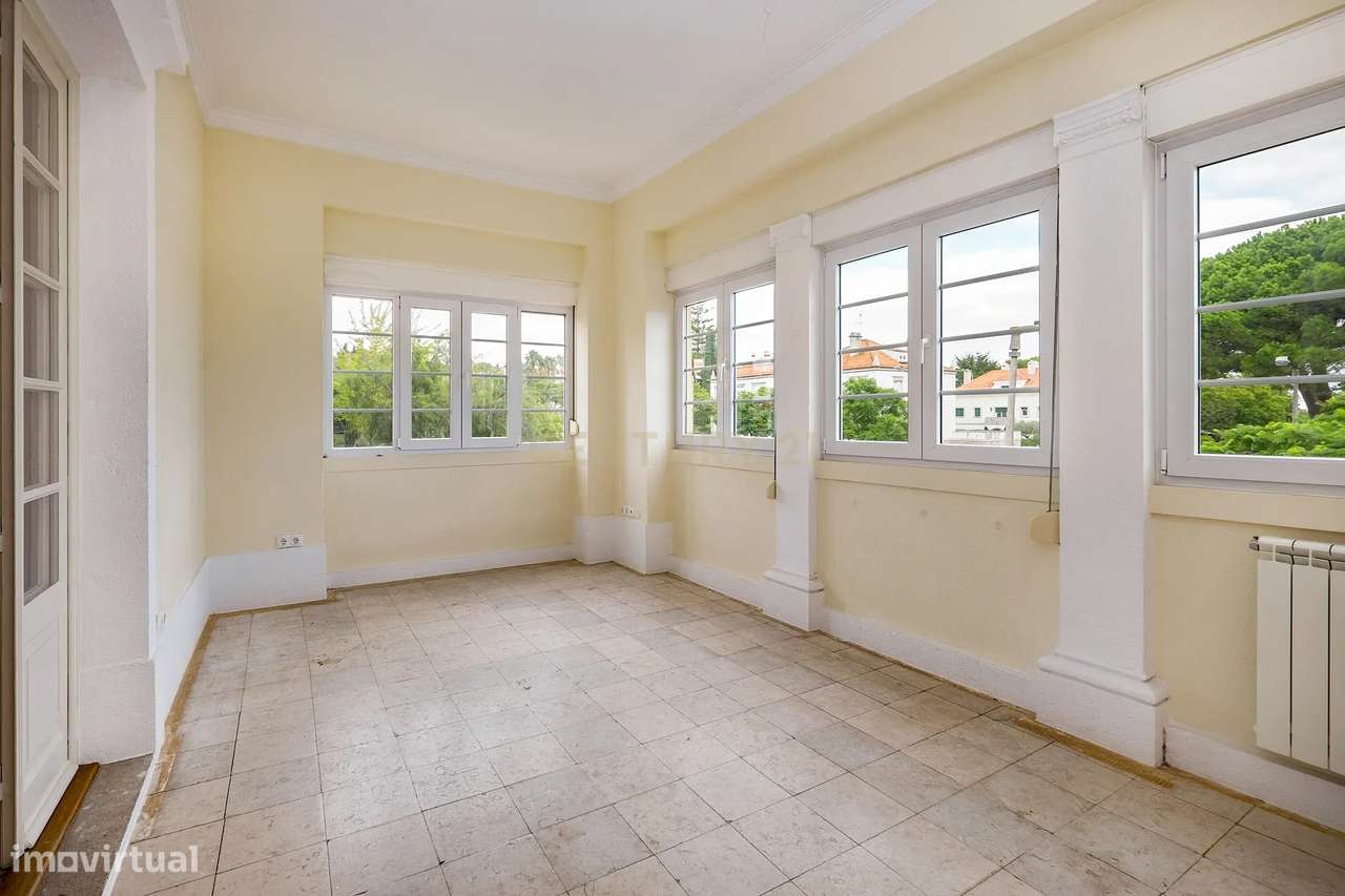 Fantástica Moradia no Restelo - Belém-8