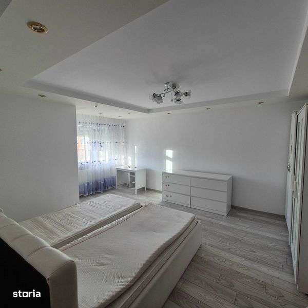 Apartament doua camere de inchiriat - Imagine principală: 4/6
