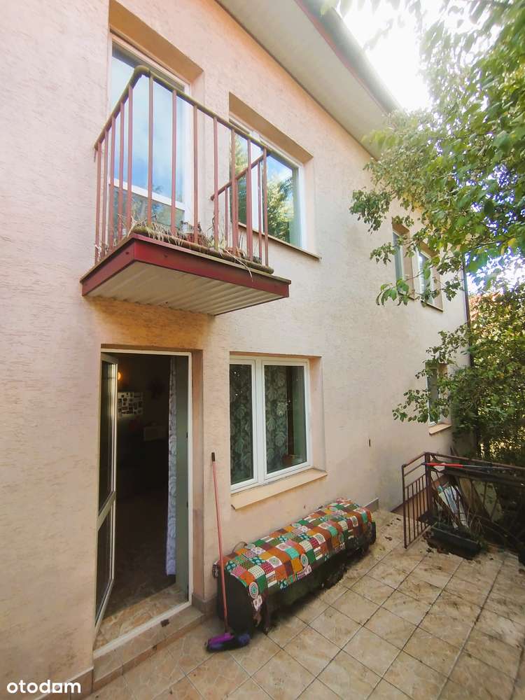 Dom z ogromnym potencjałem — Ostrowiec Świętokrzyski, ul. Plenerowa-13