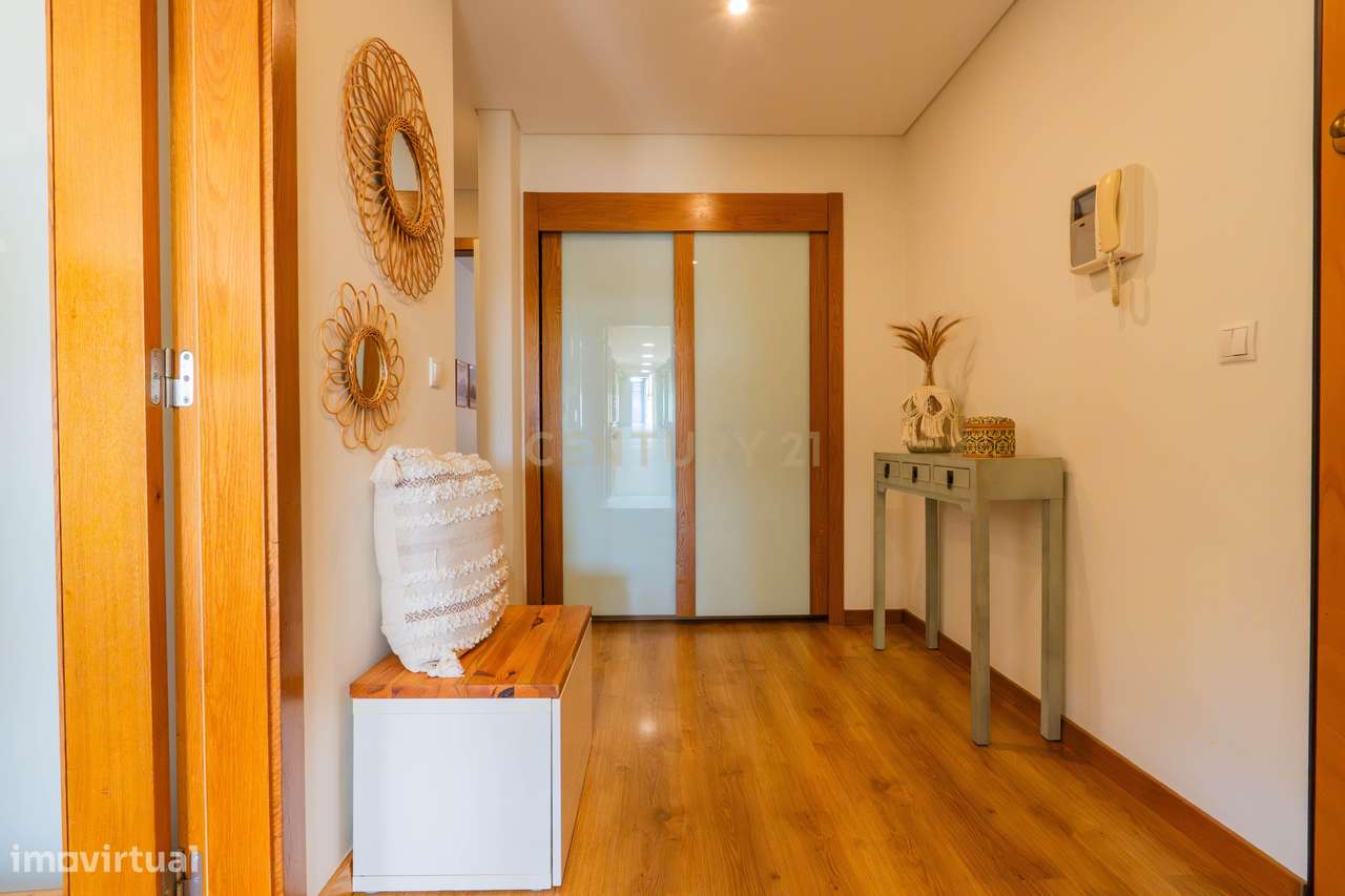T2 com 115m² na Quinta de São Macário | Varandas | Elevador | Arrecada-20