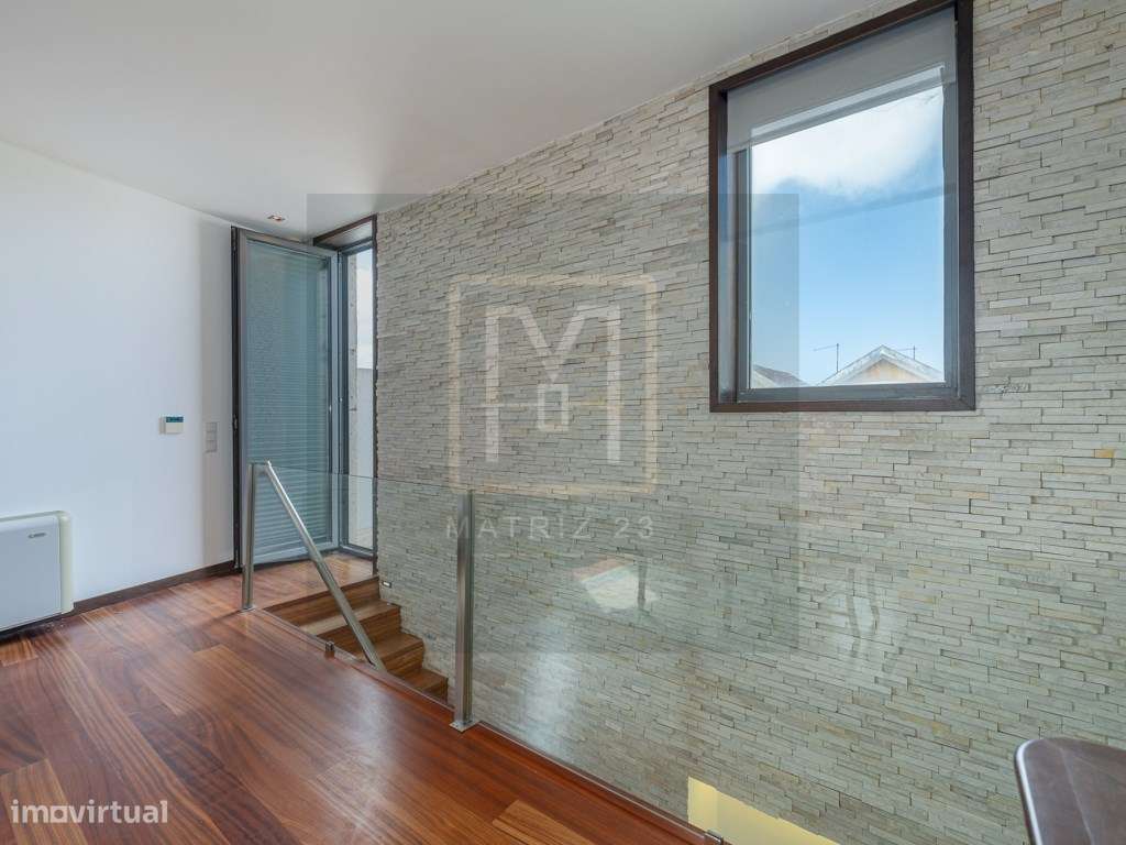MORADIA T4+1 | 2 TERRAÇOS | LOGRADOURO | GARAGEM | PORTO-35