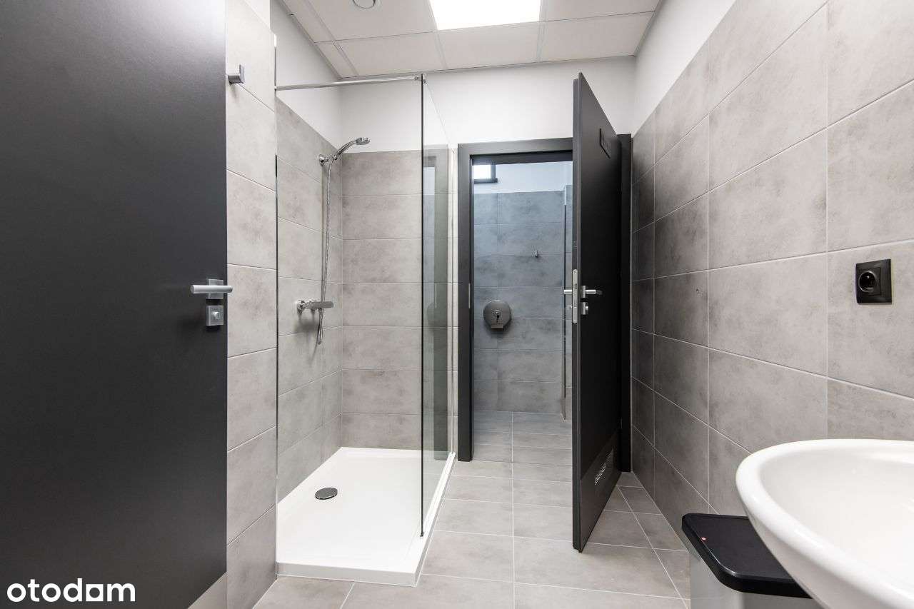 Na sprzedaż nowy magazyn z biurami SADY-11