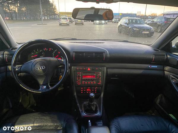 Audi A4 Avant 1.8 - 15