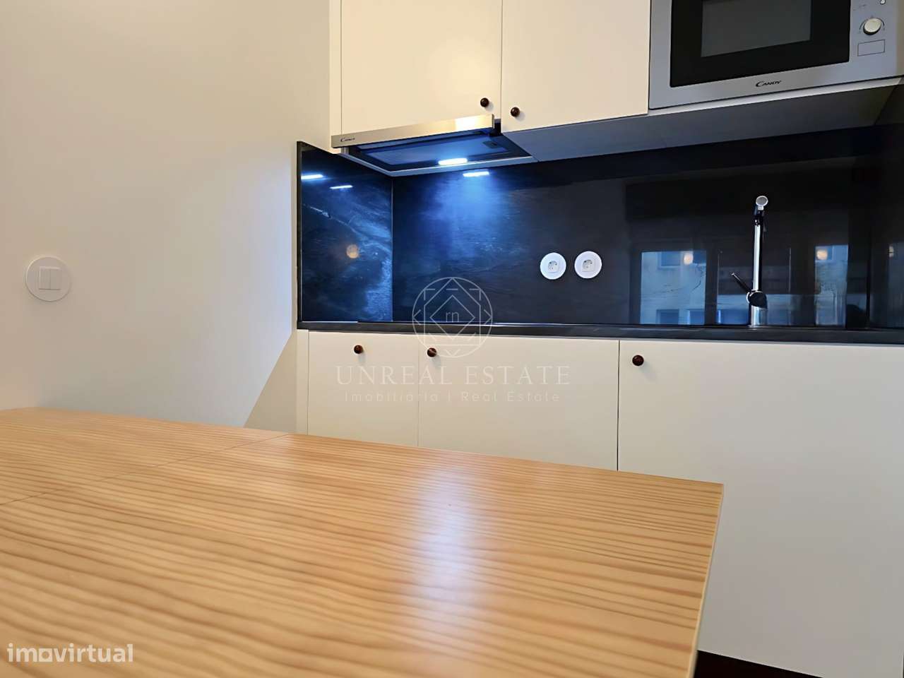 Apartamento T0 , novo, inserido em um edifício totalmente remodelado n-36