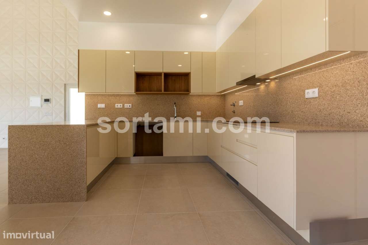 Moradia Isolada T3 Venda em Alcantarilha e Pêra,Silves - Grande imagem: 5/47