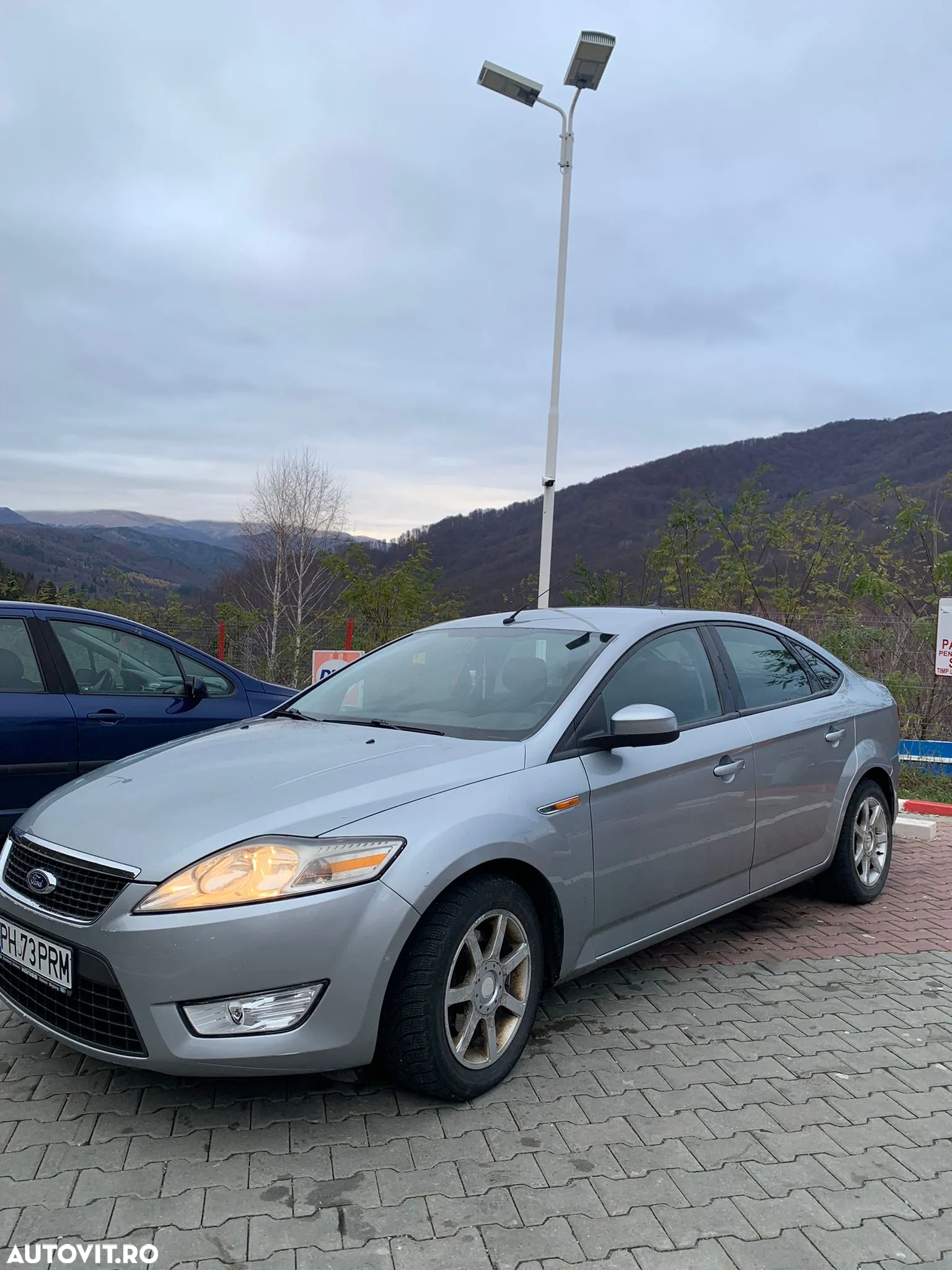 Ford Mondeo 1.8 TDCi Ambiente - 8