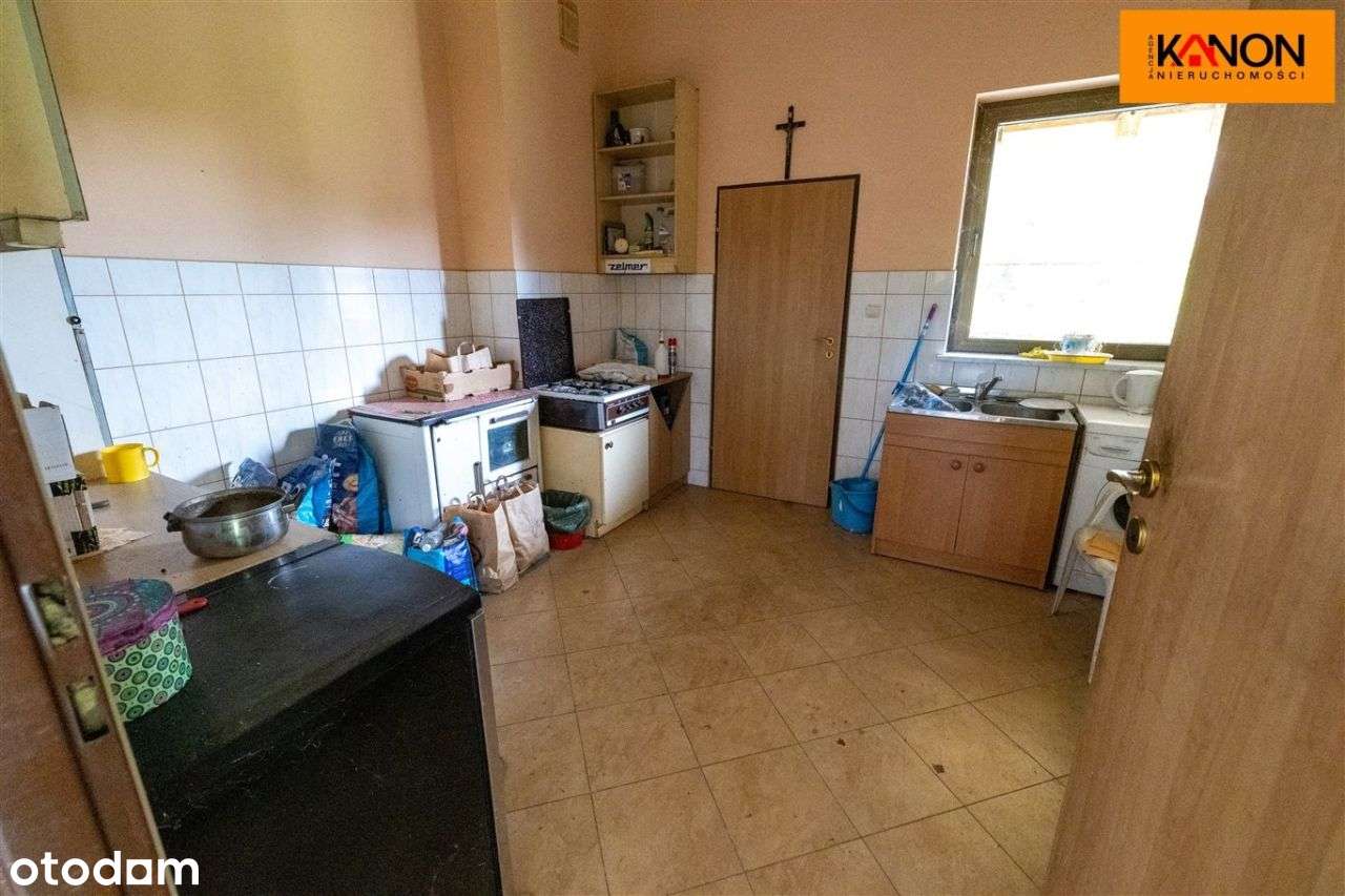 Dom, 301,20 m², Kozy-16