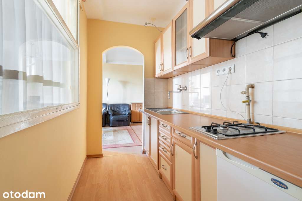 Funkcjonalne w samym sercu Katowic z balkonem-4