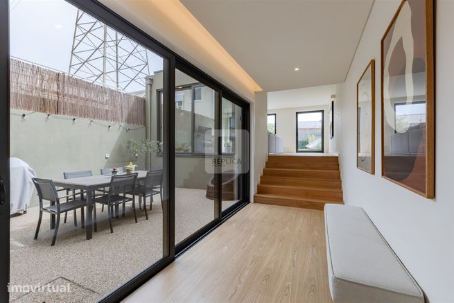 Moradia T3, com jardim e piscina-22