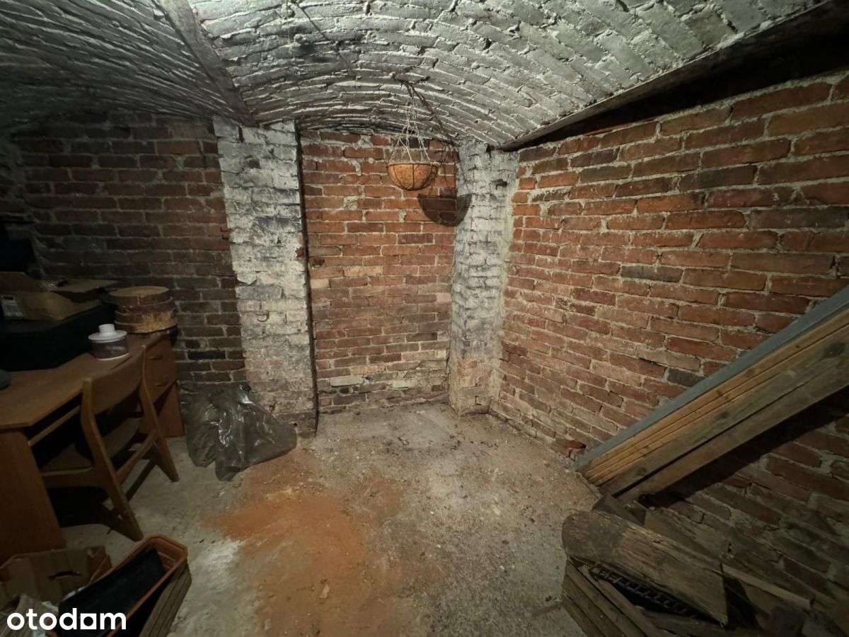 Mieszkanie 83m3 w ładnej kamienicy Huby-17