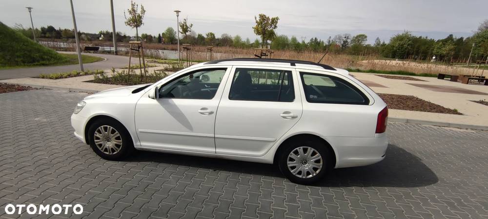 Skoda Octavia 1.6 TDI Family - 9