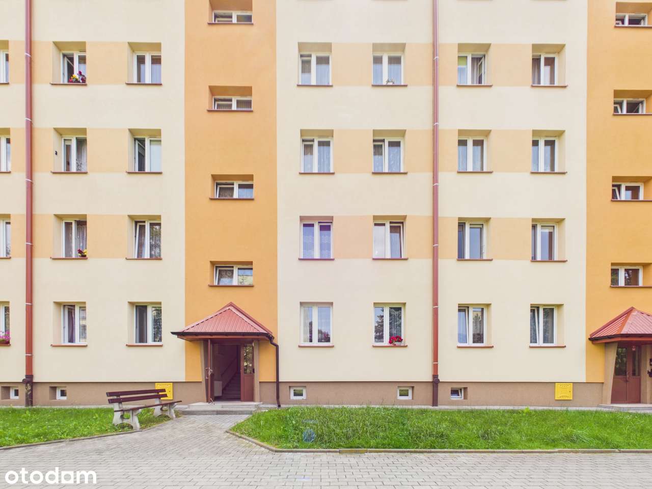 Tarnów Strusina 2 Pokoje 1 Piętro Niski Blok Super Lokalizacja Balkon-18
