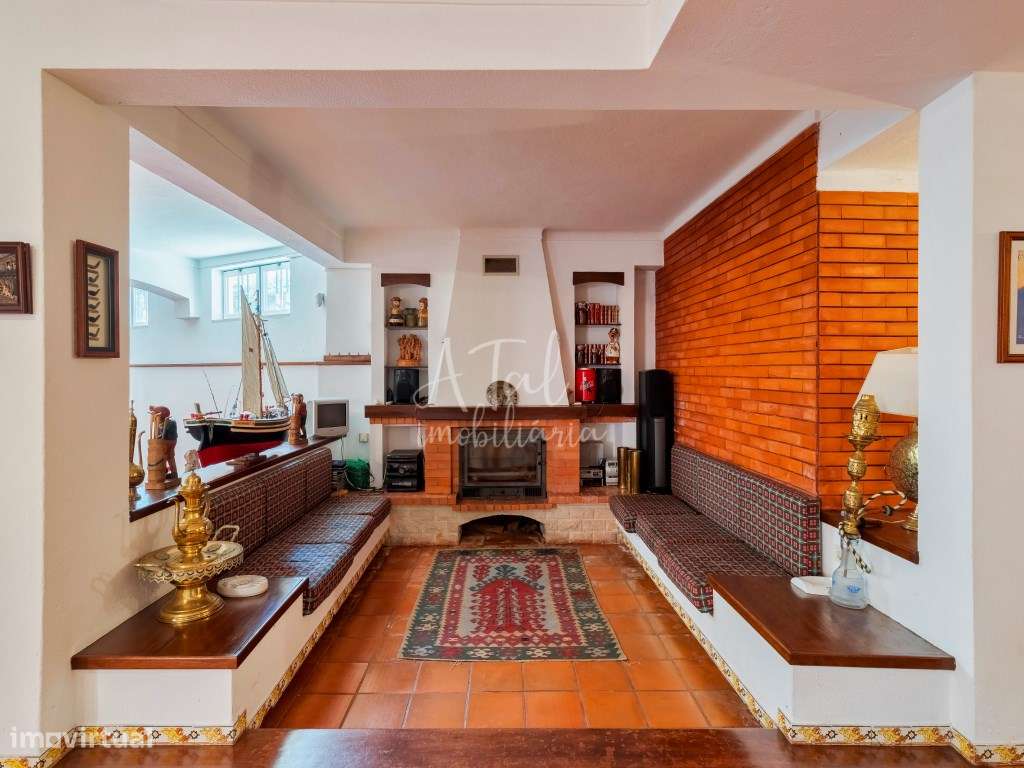 Moradia V6 centro do Montijo-14