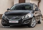 Volvo V60 D2 Summum - 1