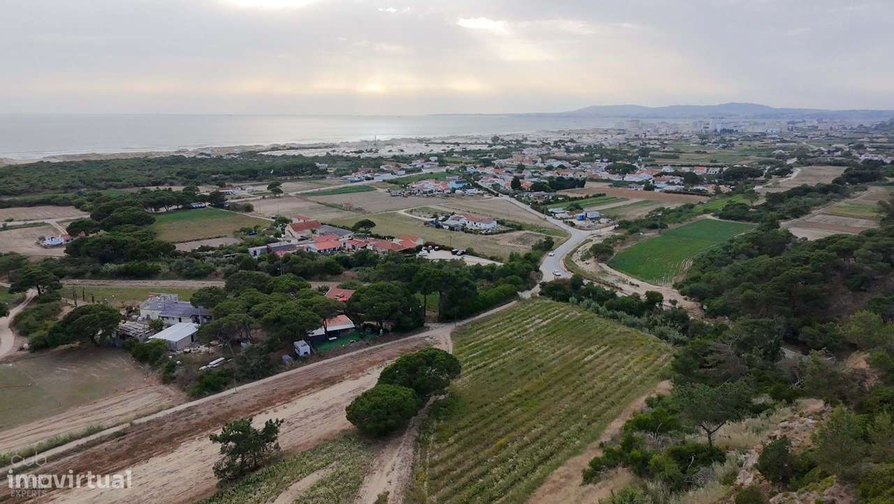 Terreno Rústico com Vista Mar e Potencial Ecológico-12