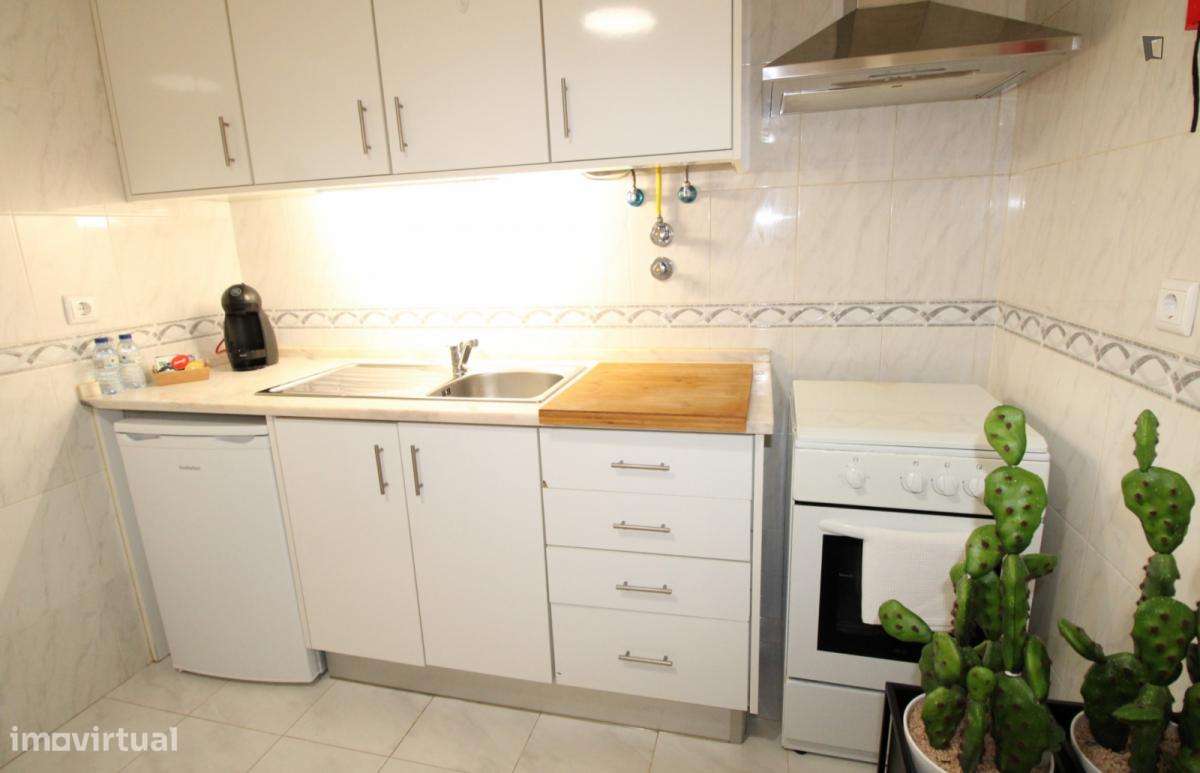 Apartamento com 2 quartos - localizado em Olaias Lisbon - Grande imagem: 4/10