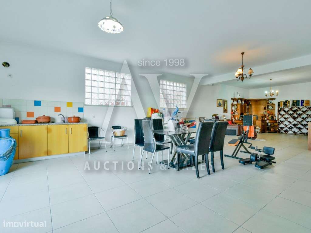 Moradia Independente V3+1 de R/C e Cave-31