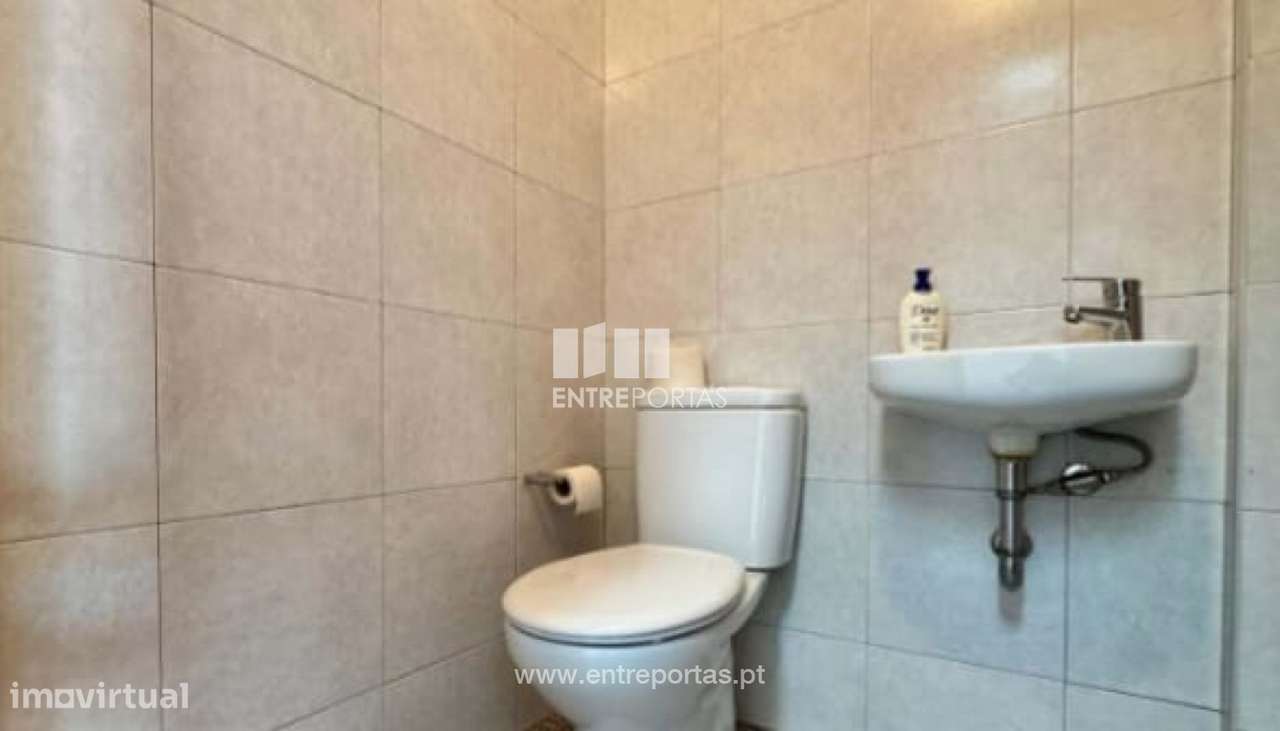 Venda de Loja com 64m2, próxima da praia, nas Caxinas, Vila do Conde - Grande imagem: 2/3