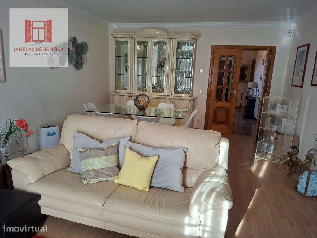 Vivenda V3 em condomínio fechado - Cambelas-11