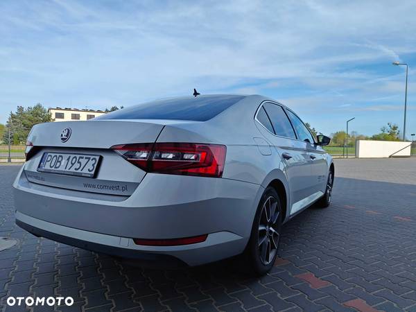 Skoda Superb 2.0 TDI Ambition DSG7 - 8