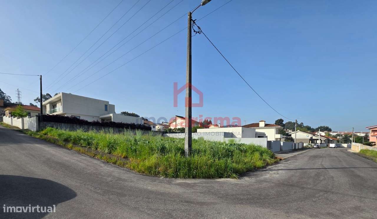 Lote de Terreno para Construção com 467m2 em Vila das Aves, Santo Tirs-6