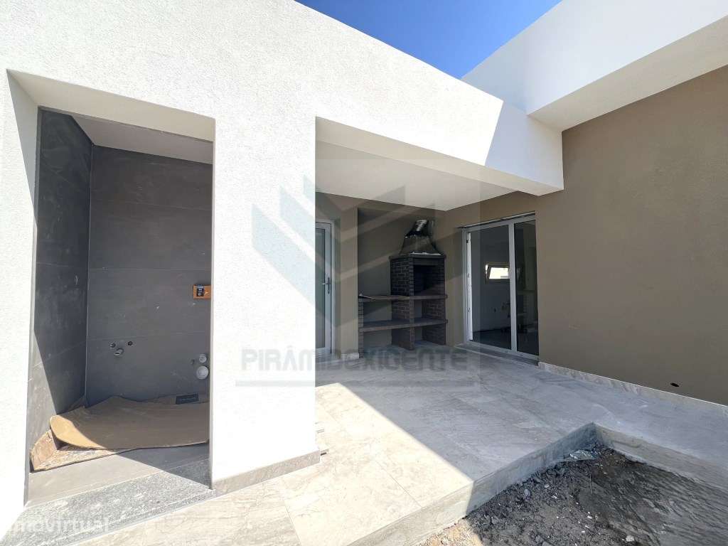 Moradia Isolada, Final Construção, Garagem - Pinhal General-23