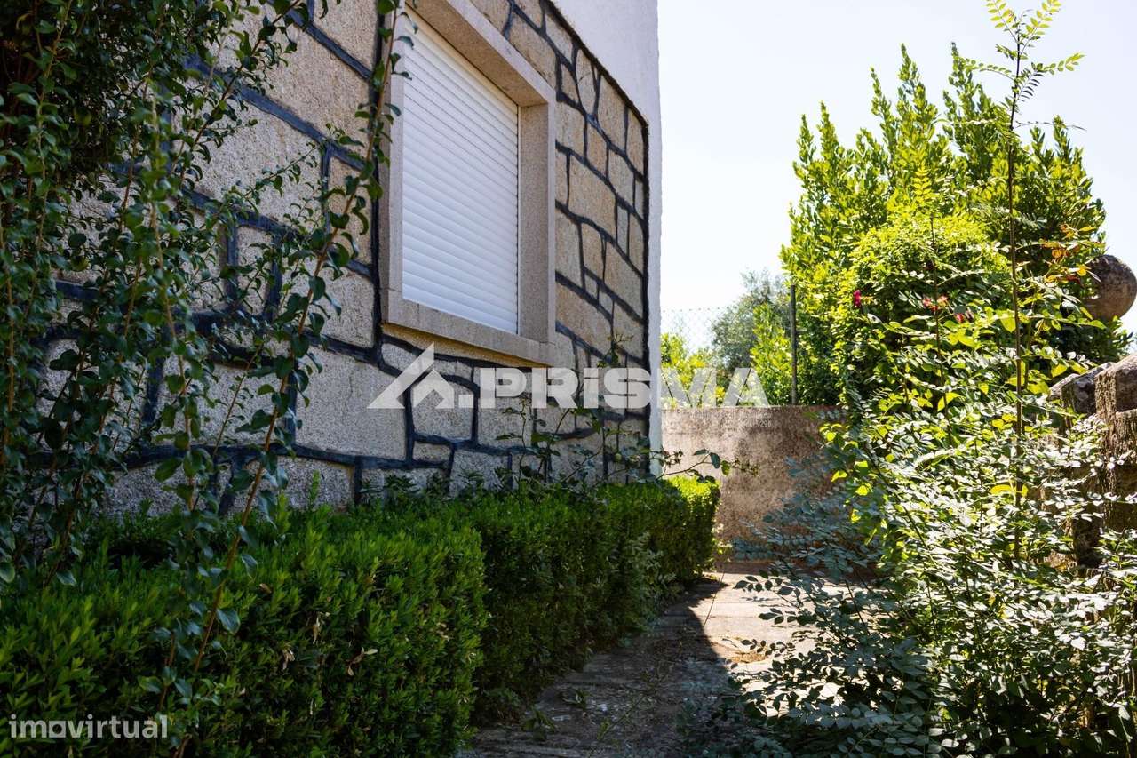 Moradia T5 com Espaço Exterior para Venda em Alcains - Grande imagem: 5/37
