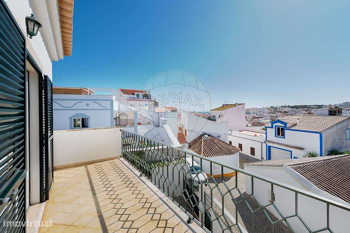 Moradia T5 para venda-26