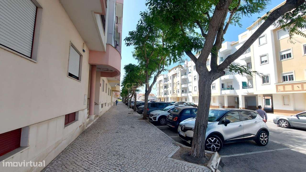 T5 Duplex em Alcochete | Vista Rio | Terraço Panorâmico-37