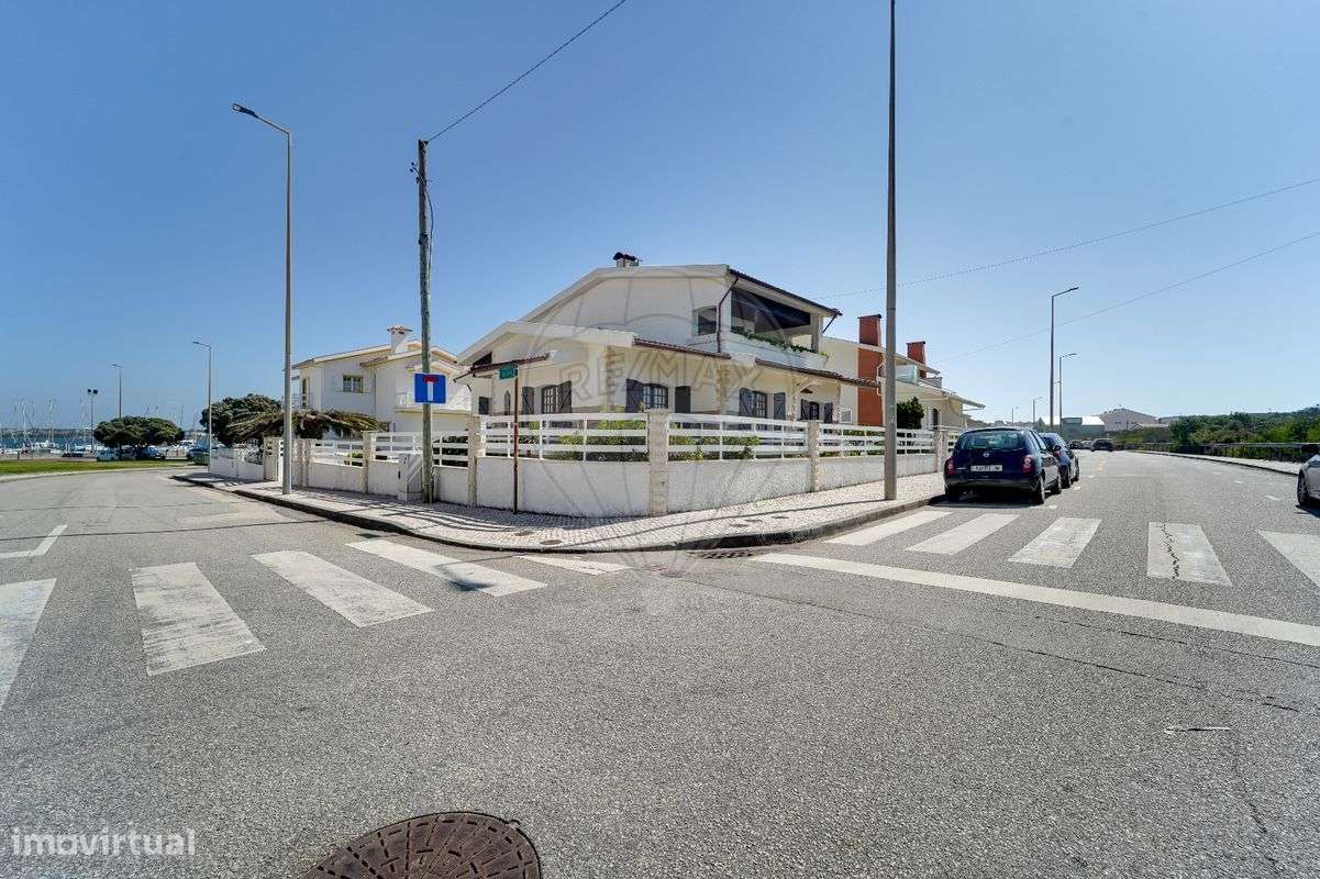 Moradia T4 para venda na Praia da Costa Nova-41