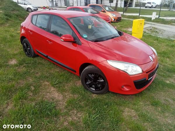 Renault Megane 1.6 16V Color Edition - 4