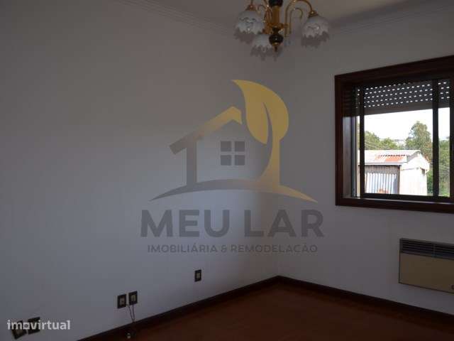 Moradia T4 + 2 Independe São Roque-15