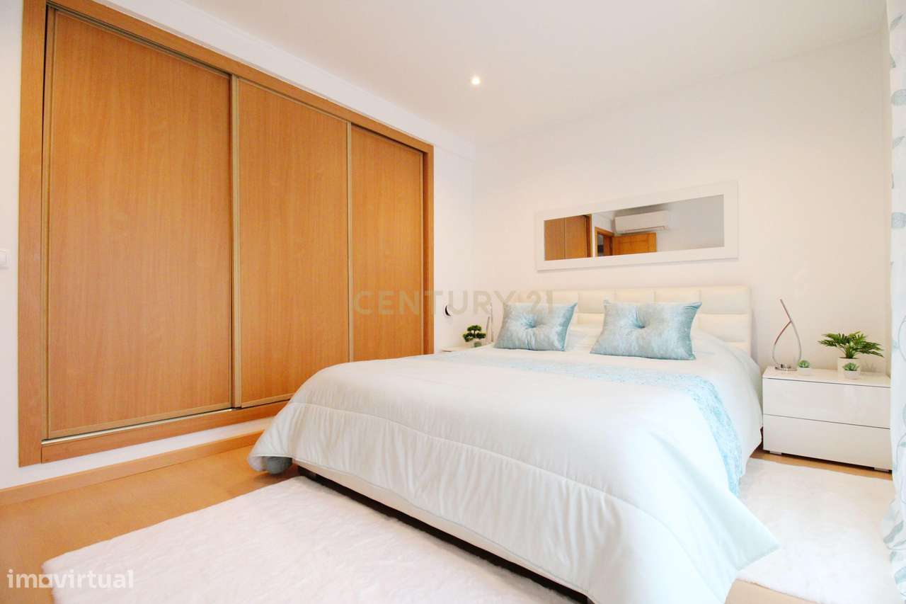 Moradia, Fernão Ferro, Seixal, com 3 Quartos-16