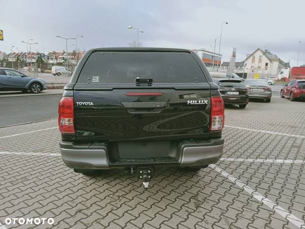 Toyota Hilux 2.4 D-4D Double Cab DLX 4x4 - 4