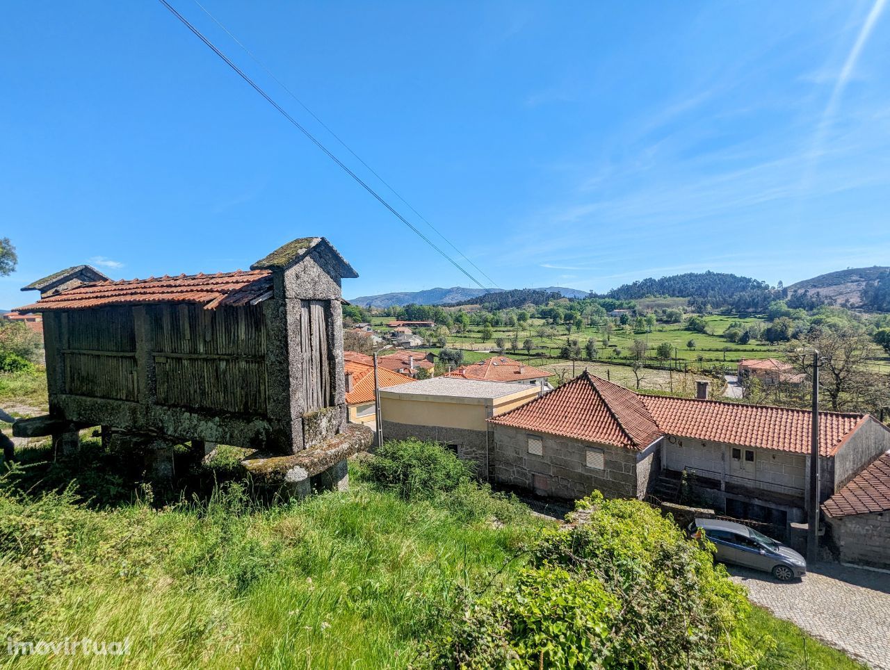 Terreno com Ruína no coração de Anisso, Vieira do Minho