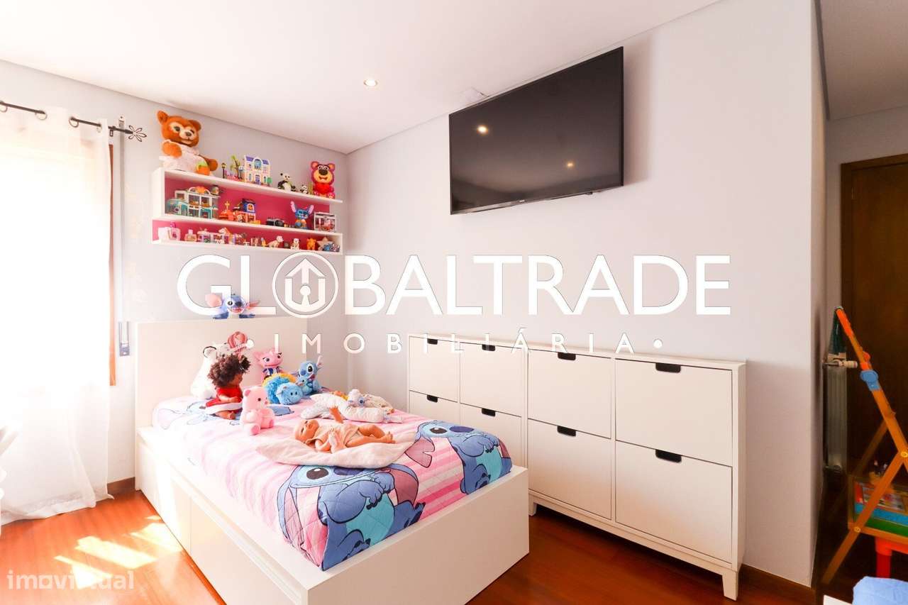 Apartamento T2 Renovado em Rio Tinto-43