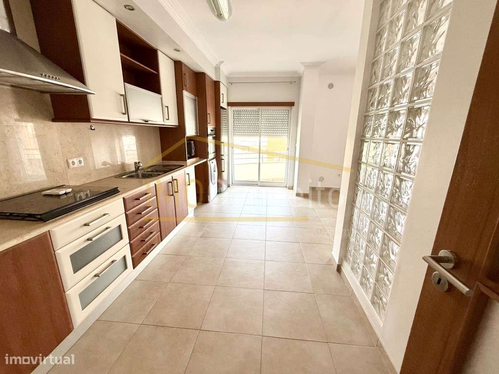 T2 Entroncamento - condomínio com piscina - Grande imagem: 4/14