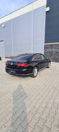 Volkswagen Passat 2.0 TDI SCR DSG Business - 2