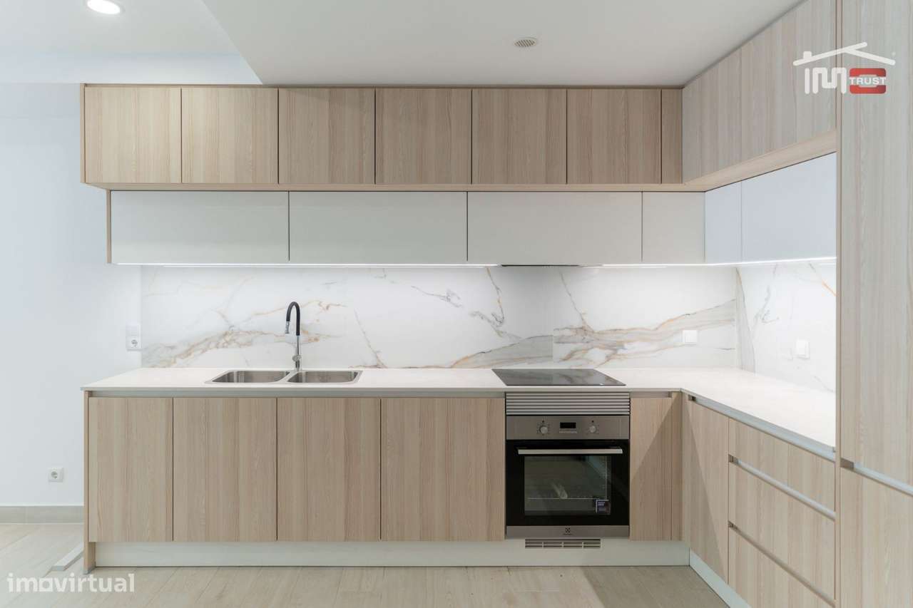 APARTAMENTO T3 EM OUREM - Grande imagem: 5/32