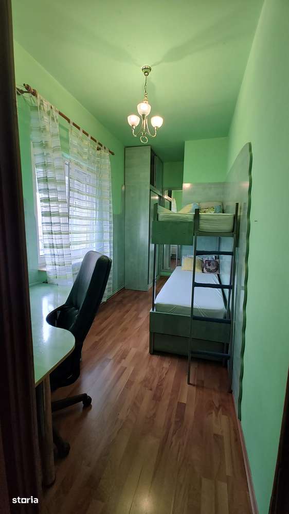 De vanzare/inchiriere apartamentin vila,zona liceul Decebal-9