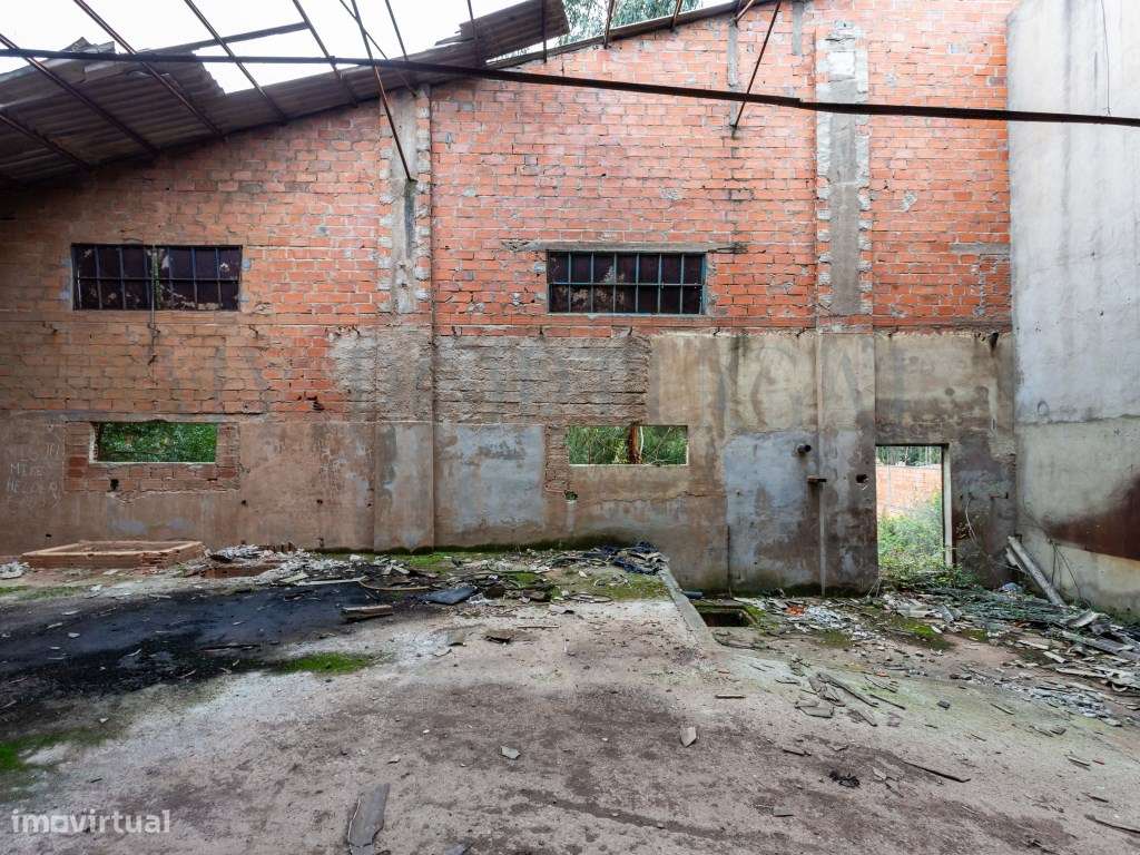 Terreno para Construção de 32.500 m² com Viabilidade Turística e In...-13