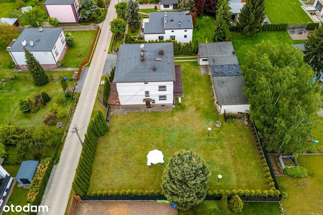 Przepiękny dom z dużą działką Łódź Andrzejów - Pełny obrazek: 2/18