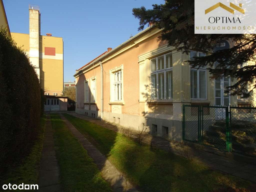 Sprzedam Unikatowy dom z lat 20-ych w Centrum-2
