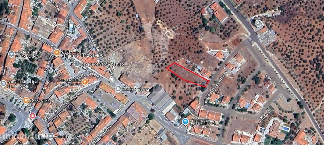 Vende-se Lote Urbano de 893m² em Alandroal – Oportunidade Única! - Grande imagem: 4/8