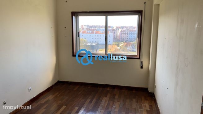Apartamento T3 Vilar de Andorinho Vila Nova de Gaia-8