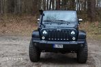 Jeep Wrangler 3.8 Sahara - 29